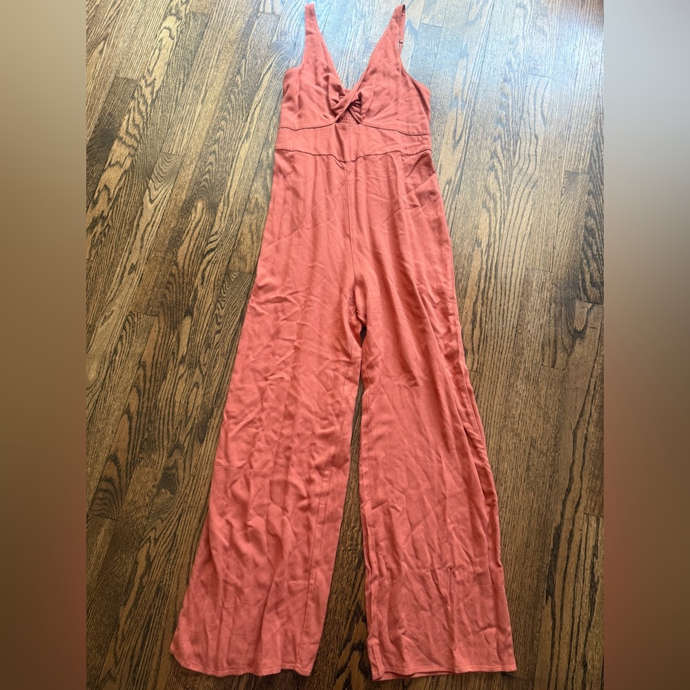 Abercrombie & Fitch Cut out twist rust jumpsuit